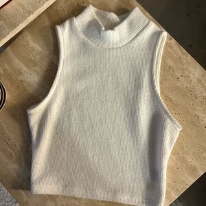 Turtleneck sweater vest